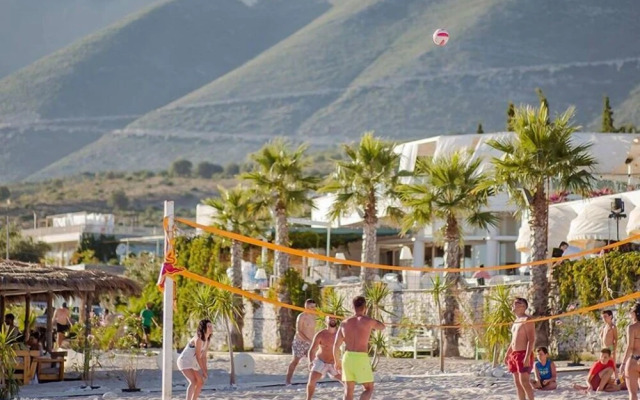 Drymades Inn Resort