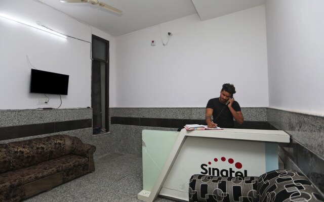 OYO 37055 M R Residency