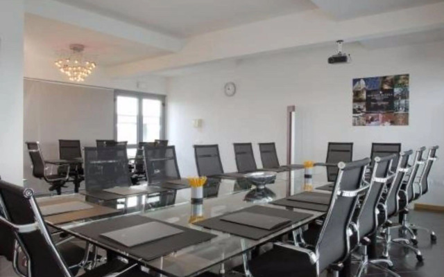 Hotel Executive