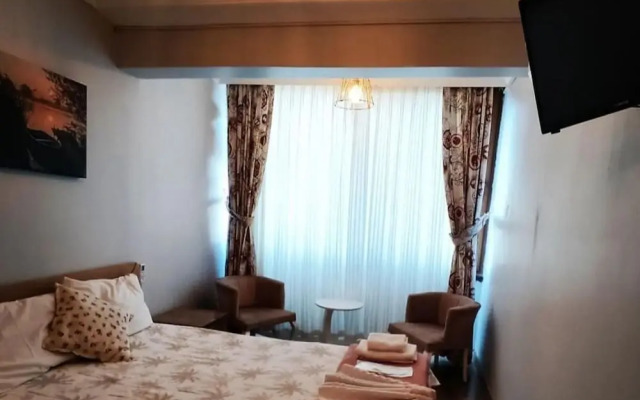 Aterna Hotel