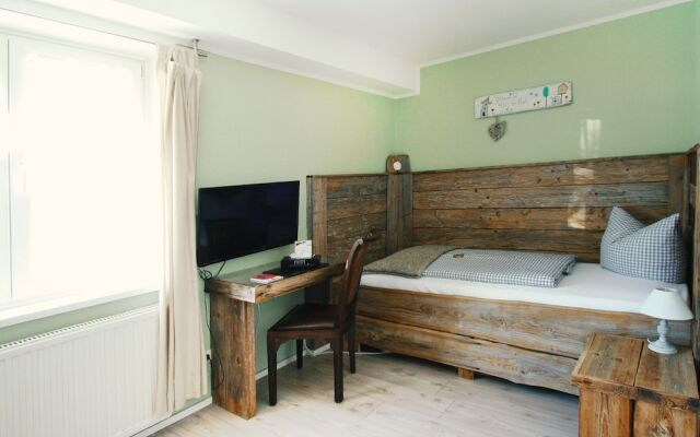 ARRIVEL Pension Haus am Bach