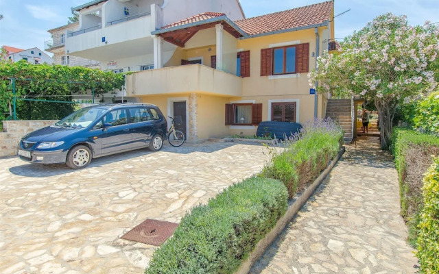 Apartment Renata