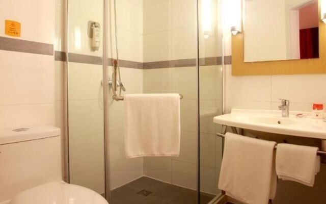 Ibis Hangzhou Nansong Yujie