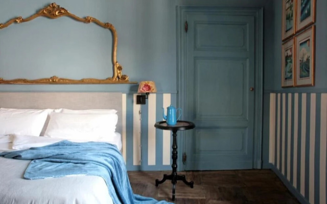 Colazione in Piazza Castello