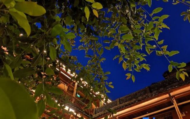 Puzhehei Yidu Homestay (Hehua Daguan Garden)