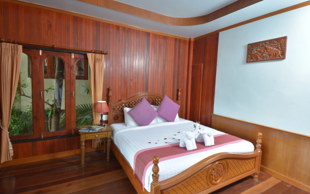 Haad Yao Bayview Resort & Spa