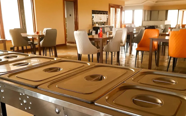 Lynson Africa Resort