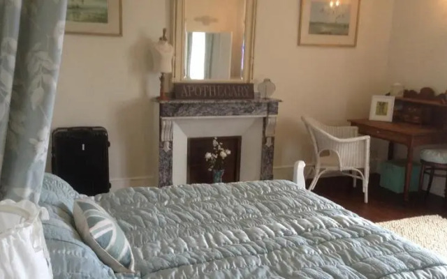 Chateau La Roussille