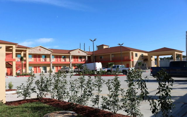 Scottish Inn & Suites - IAH Airport