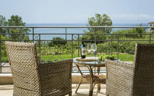 Filon Ktima Beachfront Upscale Villa