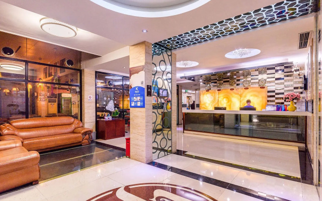 Kaiserdom Hotel China Plaza