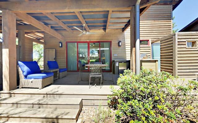 The Reserve at Lake Travis Cabin #4