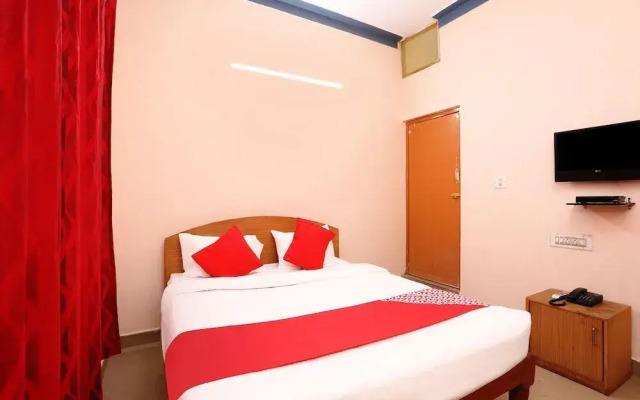 Yashas Residency By OYO Rooms