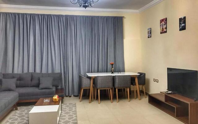 Hidden Gem with pool access in New cairo