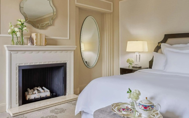 Fairmont Hotel Vancouver