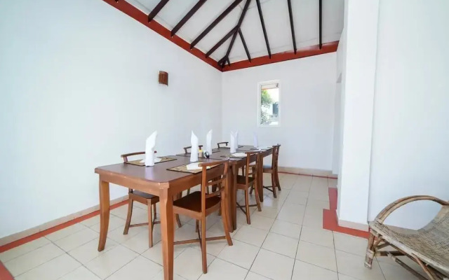 OYO 576 Dazzling Villa