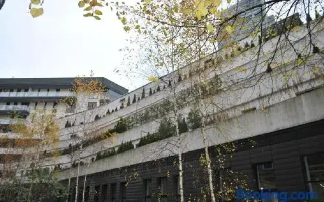 Pirelli Apartament