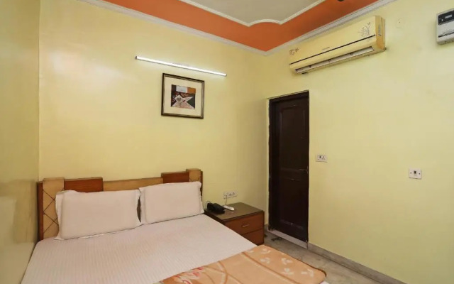 Spot on 41887 Shyam Palace