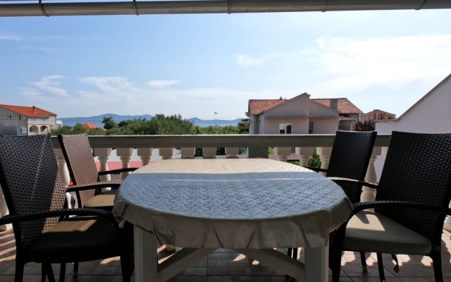 Apartment Ana - 120 m from the beach A1 Sukosan, Zadar riviera