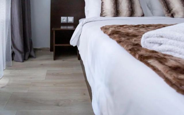 Lovely 1 Bedroom Apartment 5min FROM THE SKI LIFT!