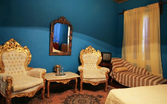 Ilion Hotel Suites