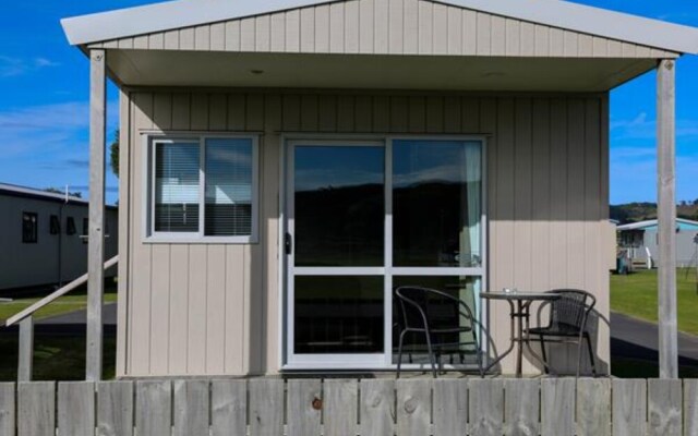 Raglan Holiday Park