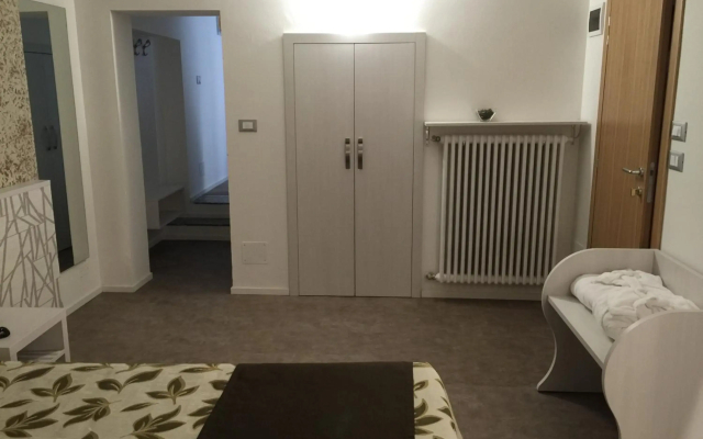 Hotel Holiday
