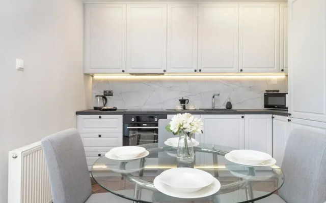 Unique Apartment in Gdańsk by Renters