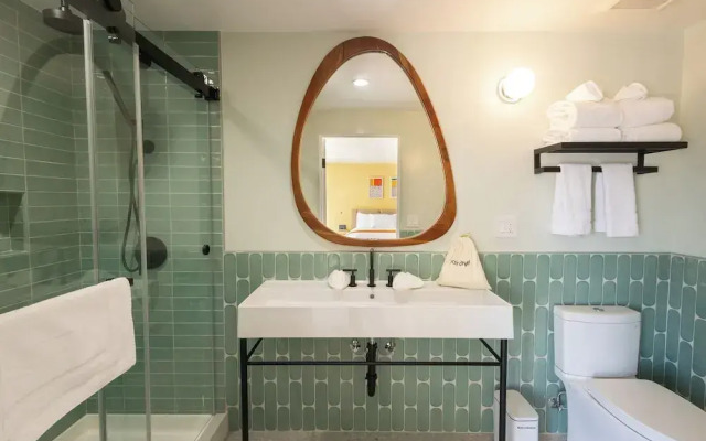 Mojave Resort - Adults Only