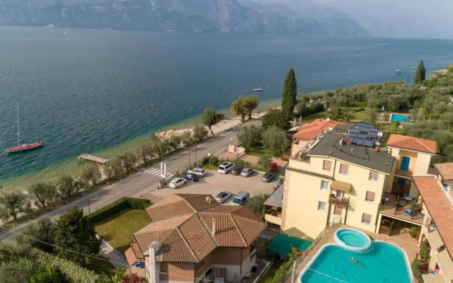 Hotel Rosmari
