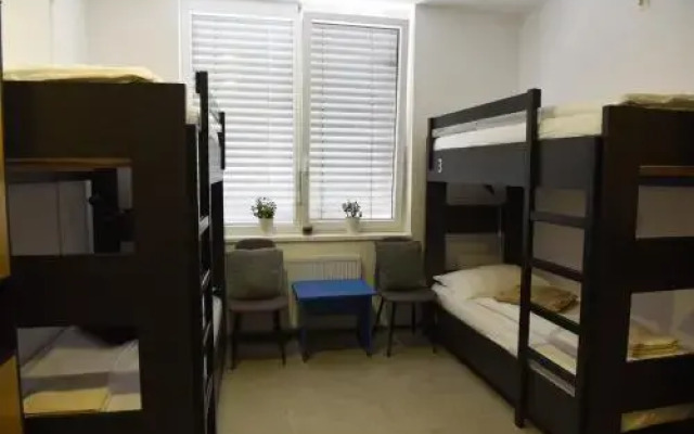MS Sparrow Hostel