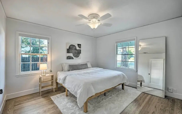 Cozy West Sacramento Getaway w/ Private Yard!