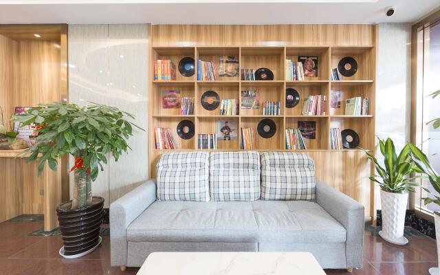 Elan Inn Jingpin Hangzhou Sijiqing Clothing Market