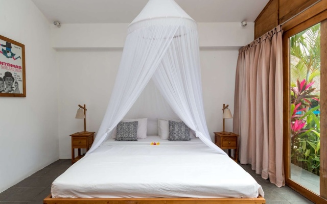 Luxury 4 Bedroom Villa With Private Pool, Bali Villa 2067 – Guest Rooms – Kerobokan Kelod