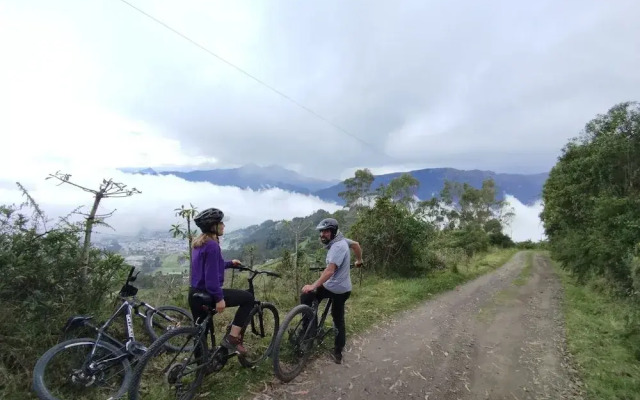 Cloud Forest Family House