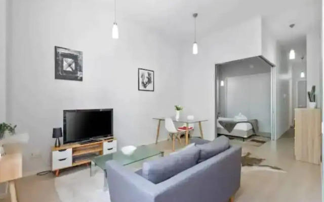 Lively And Stunning Auckland Central Apartment