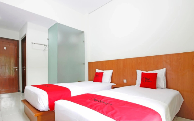 RedDoorz @ Turangga Sari