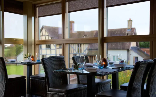 Eckington Manor
