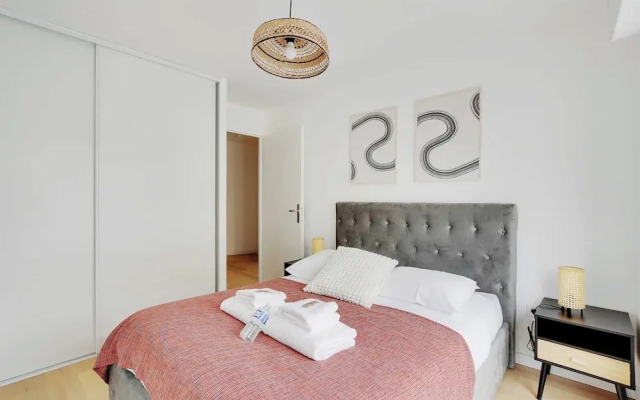 Chic Duplex With Rooftop -3bd/6p- Nogent-sur-marne