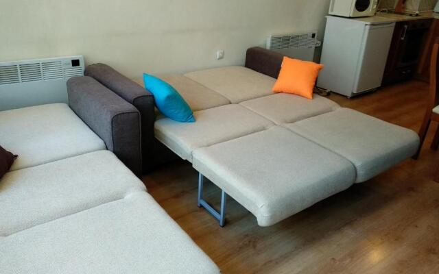 Pine Tree Apartment 3 - B3