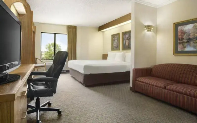 Econo Lodge At Carowinds