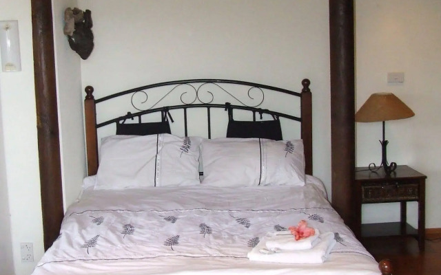 Runciman Berries and Emus B&B