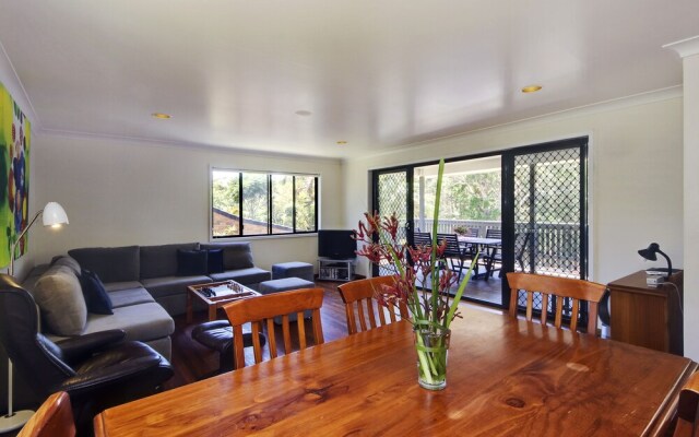 Ammaboolah at Hat Head