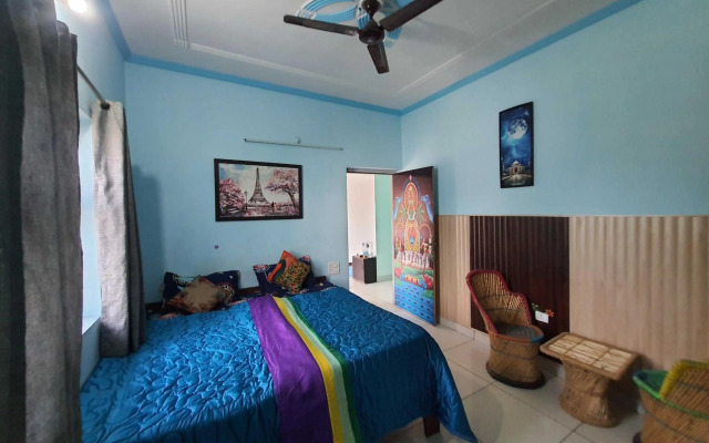 OYO 70129 Love India Hotel