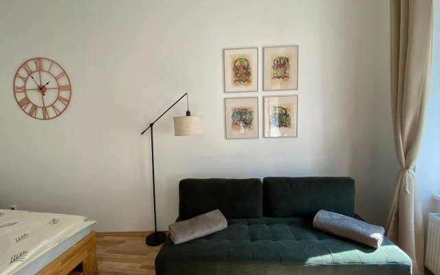 Atelier Lomani