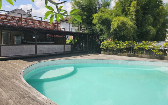 Cove Wong Village