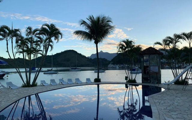 Casa Em Angra Dos Reis - Praia Do Engenho