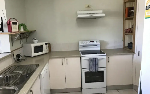 Kings Way Apartments