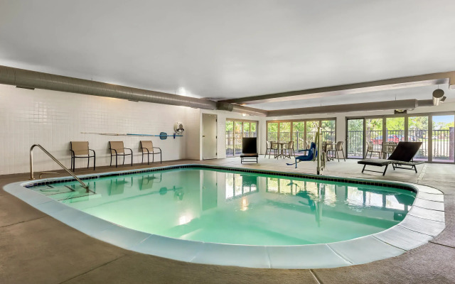 Comfort Suites Denver North - Westminster