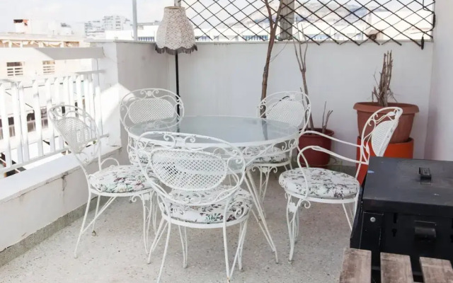 Cozy apt in Central Athens with view